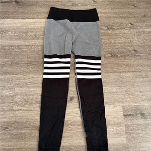 Women’s Black and Gray Striped Leggings
